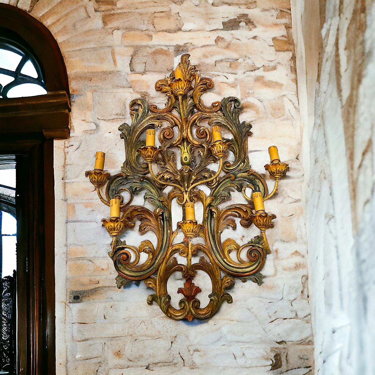 Pair of Florentine oak wall sconces, 1950s 2