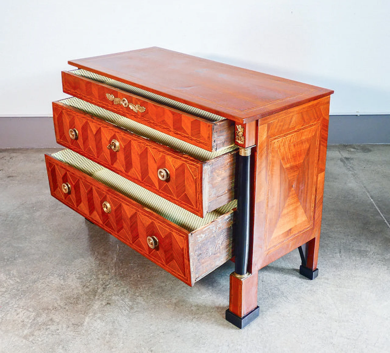 Empire inlaid and ebonized walnut dresser, first half of 19th century 11