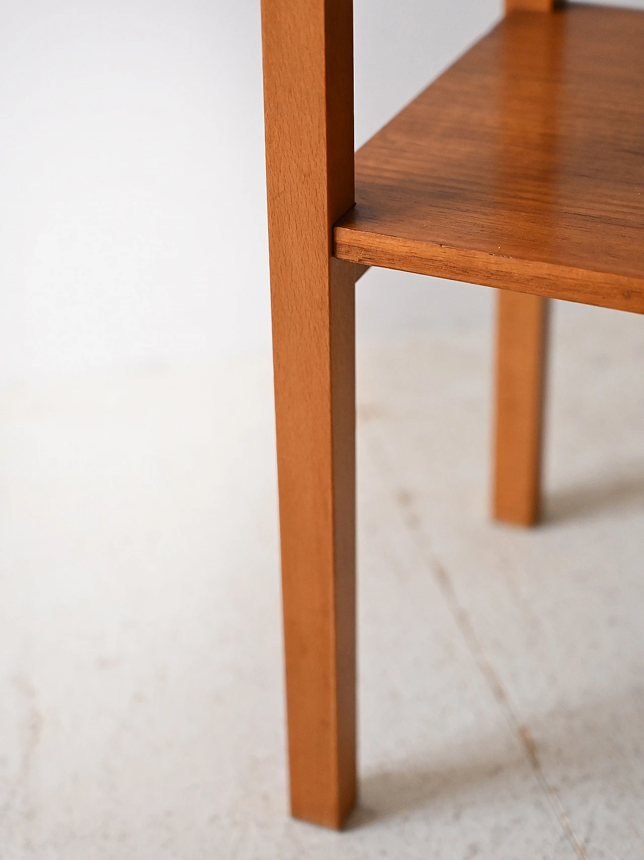 Comodino danese in teak con piano rettangolare, anni '60 7