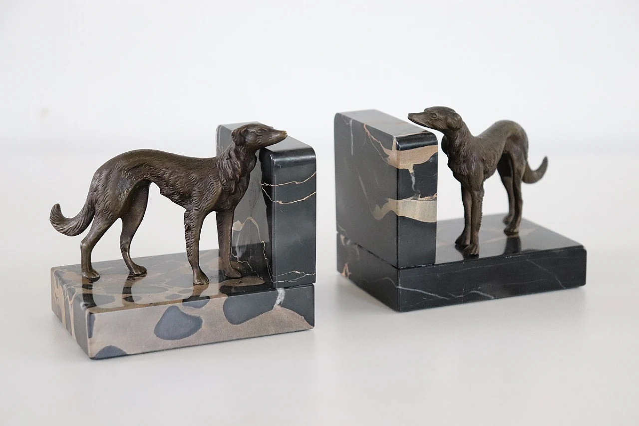 Pair of Art Deco marble and bronze bookends, 1930s 2