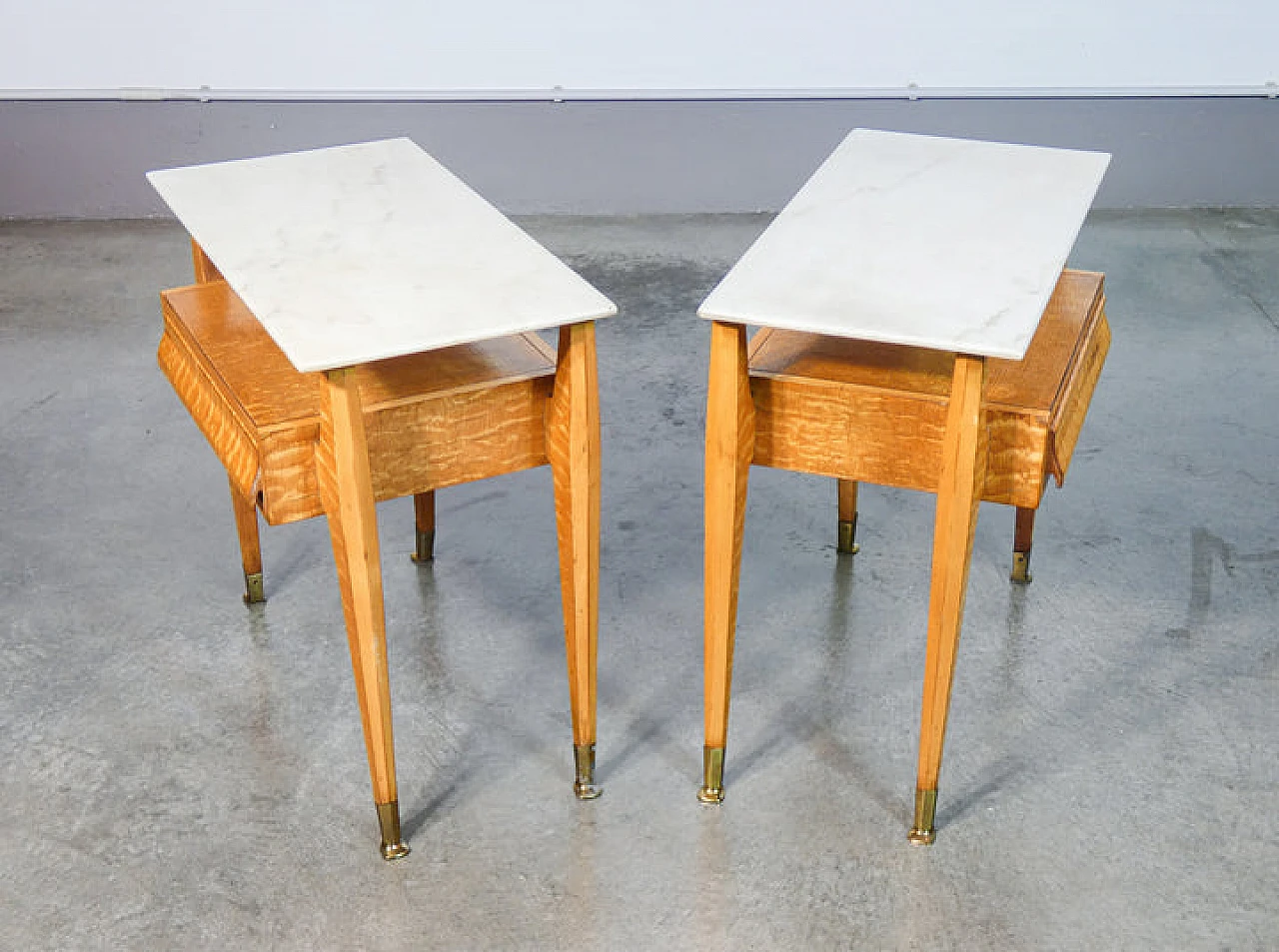 Pair of elm-root and marble bedside tables, 1940s 7