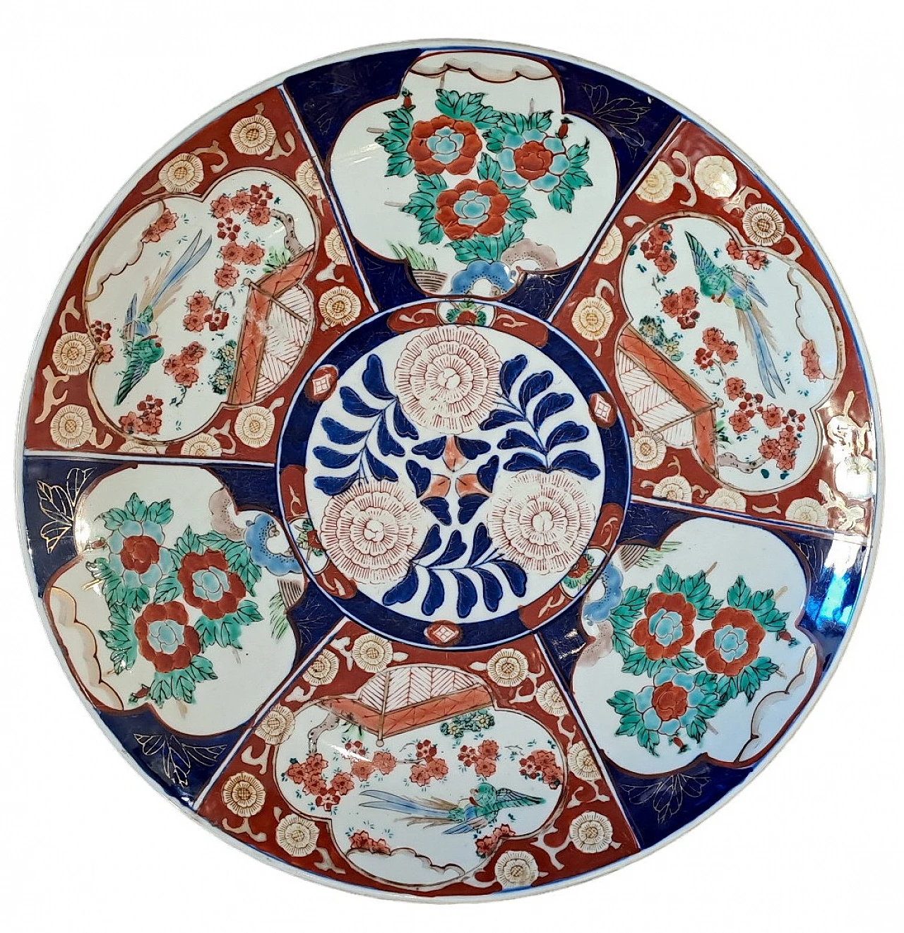 Pair of Imari porcelain plates, late 19th century 6