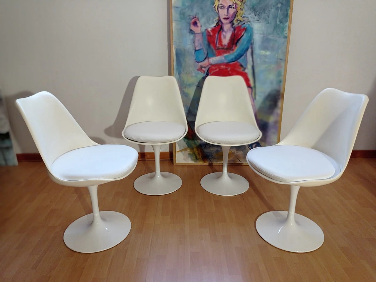 4 White Tulip 769-S chairs by Eero Saarinen for Alivar, 1980s 1