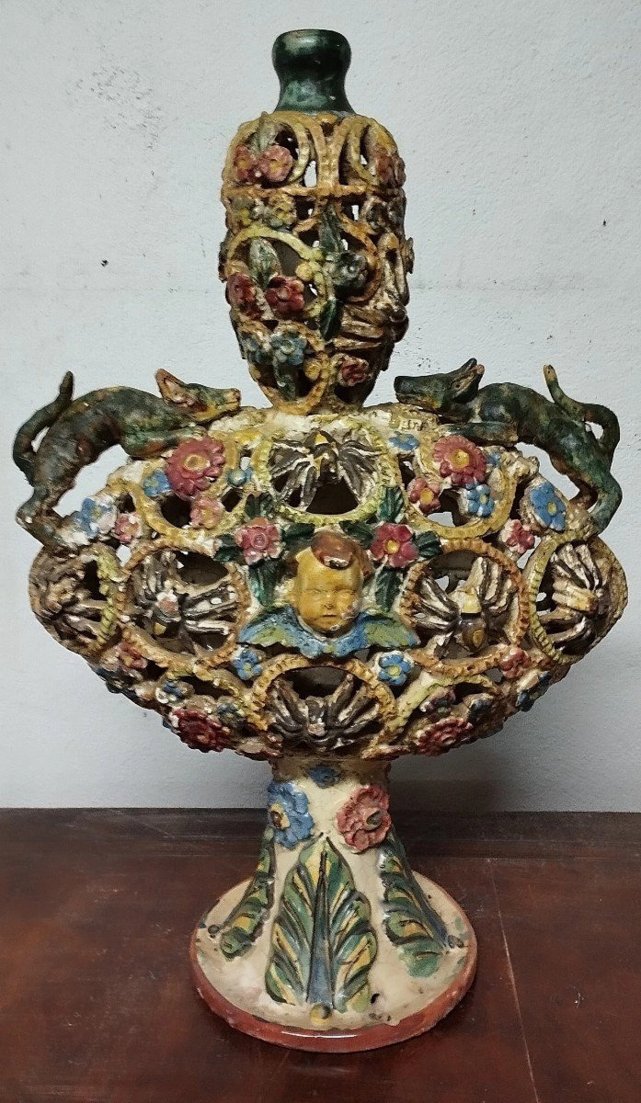 Sicilian openwork and glazed majolica lamp, early 20th century 3