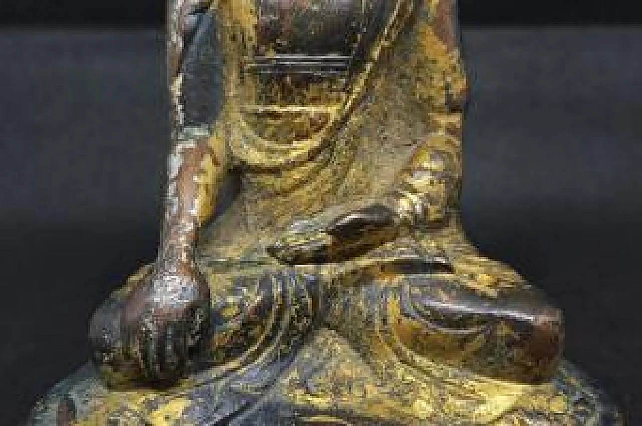 Bronze sculpture of Buddha Sakyamuni on flower-shaped base 4