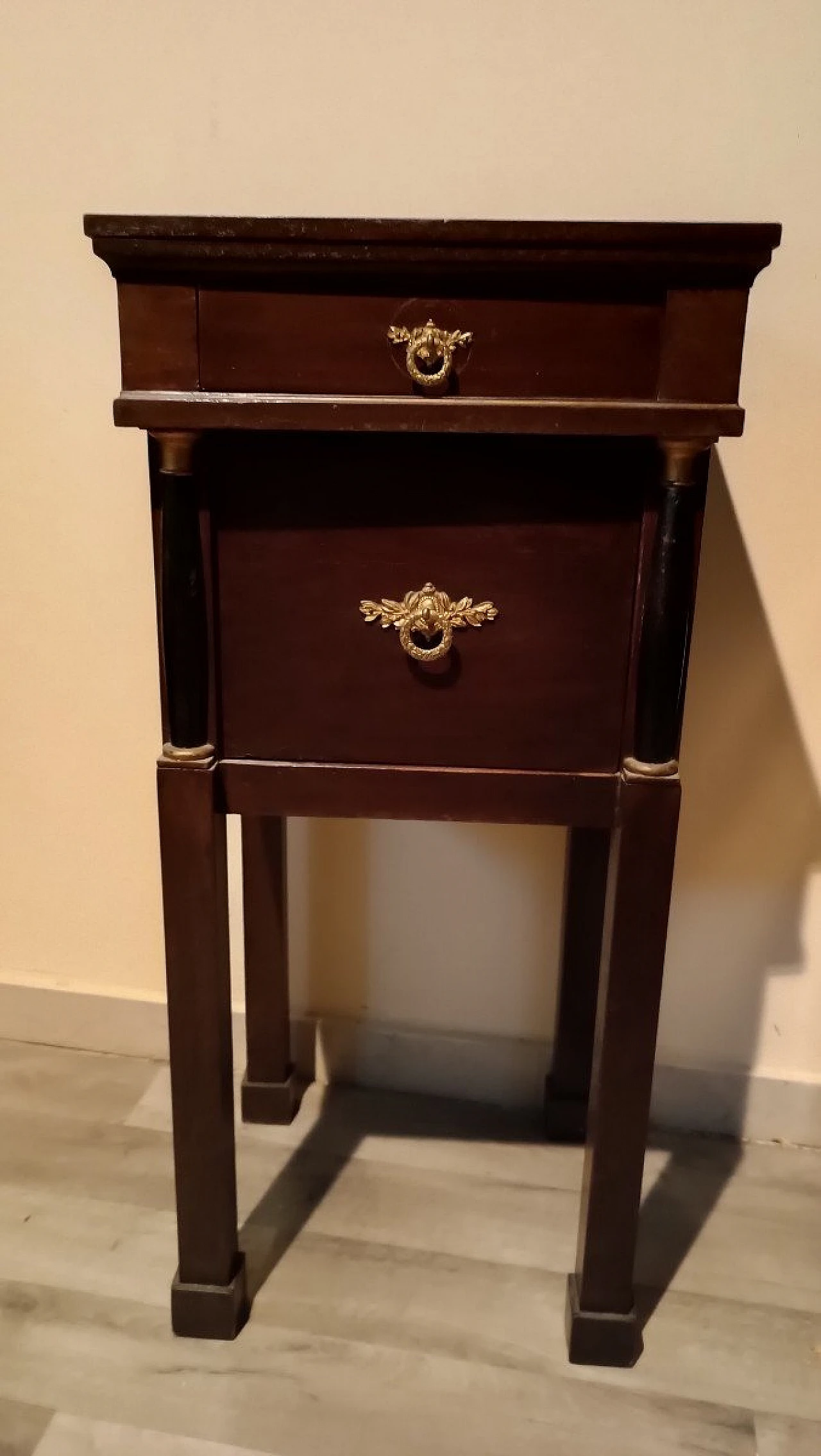 Pair of Empire mahogany bedside tables, second half of 19th century 4