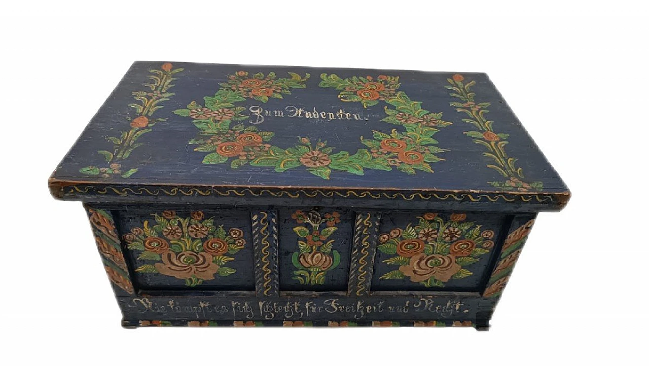 German painted wood jewelry box with floral motifs, 19th century 1