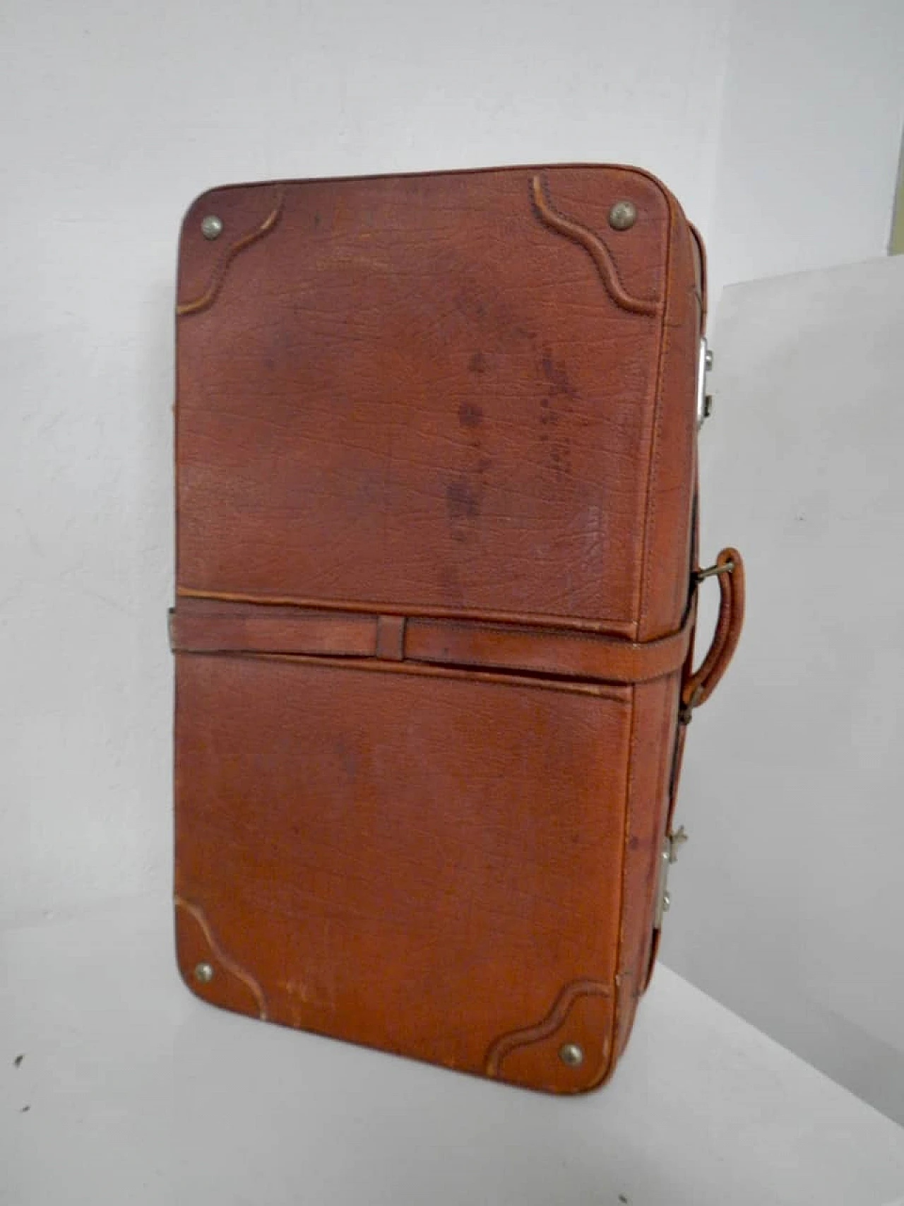 Leather suitcase, 1970s 4