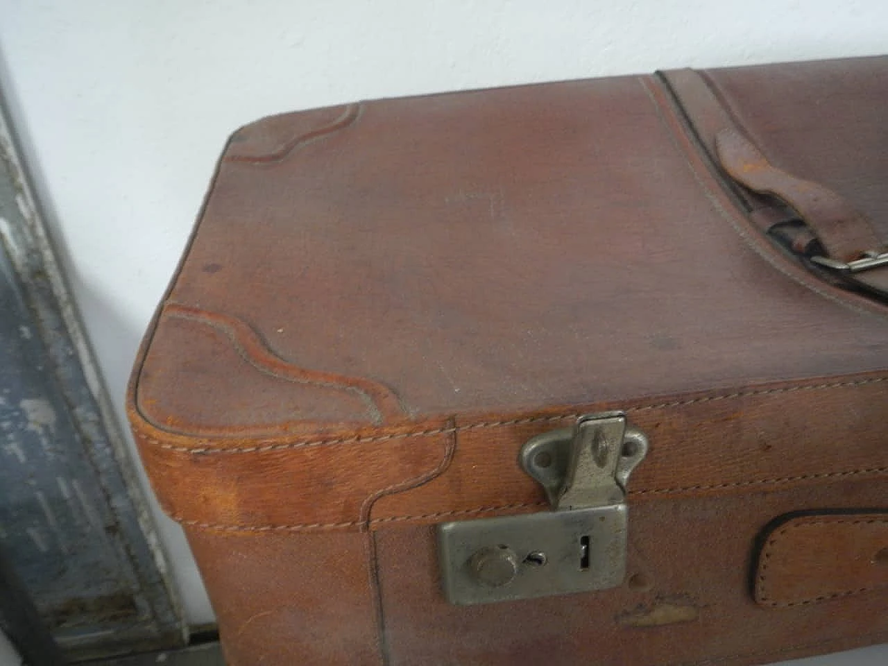 Leather suitcase, 1970s 9