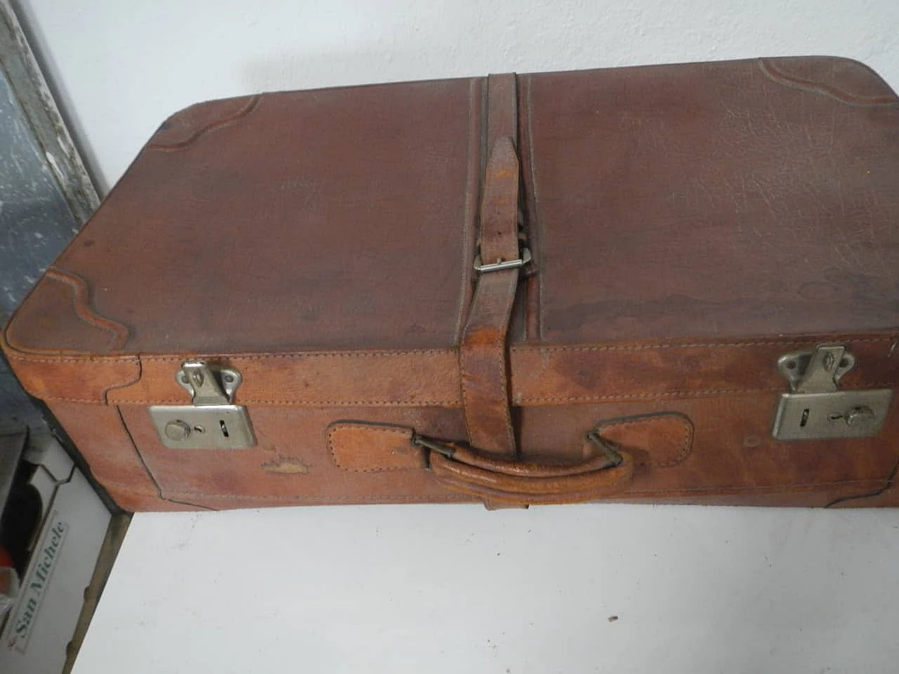 Leather suitcase, 1970s 10