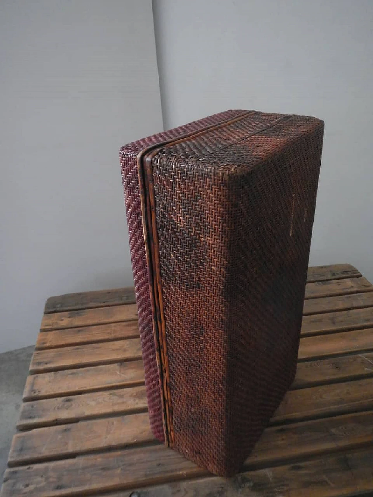 Wood and wicker trunk, 1940s 5