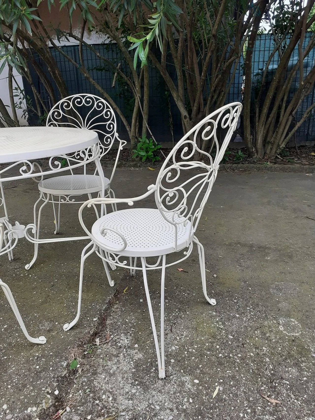 4 Iron chairs and table, 1970s 5