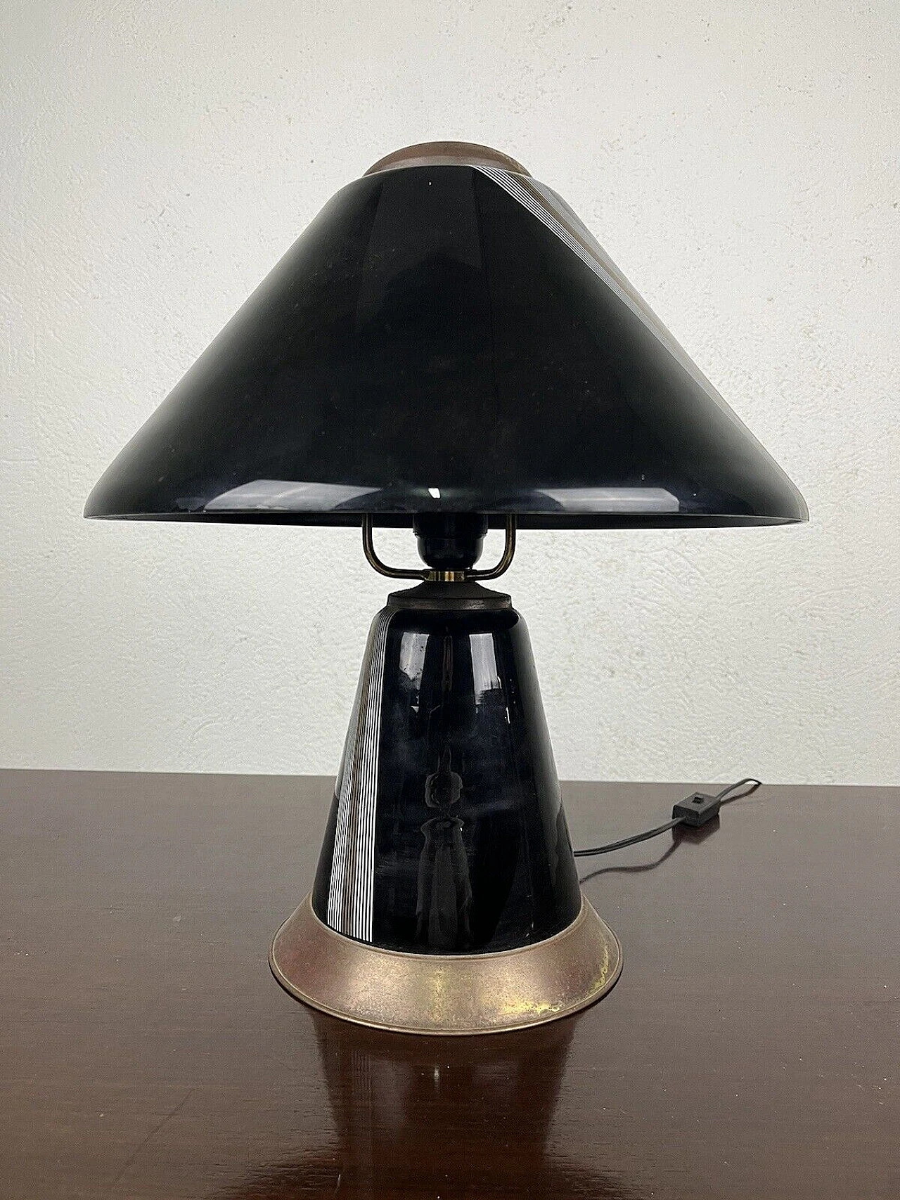 Black and gilded metal table lamp, 1960s 3