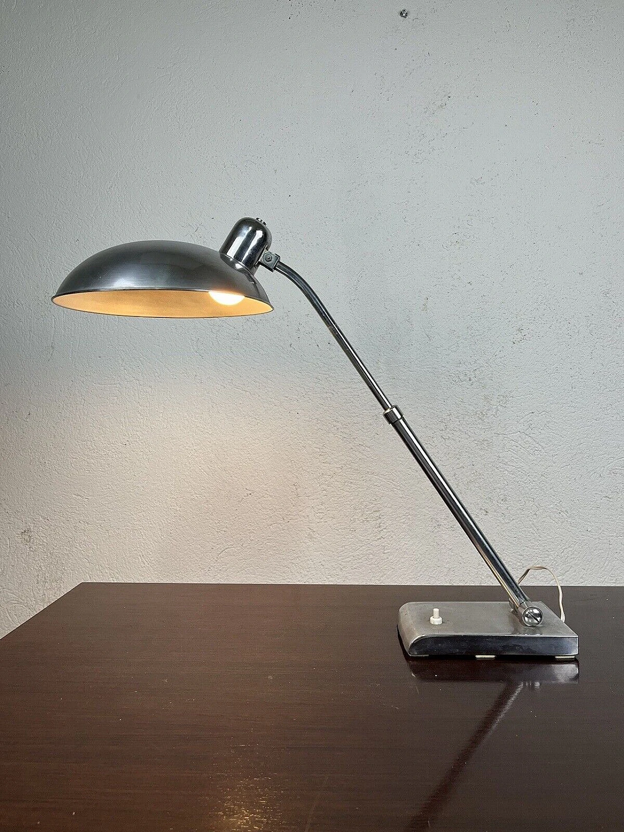 Chromed metal ministerial table lamp, 1960s 6