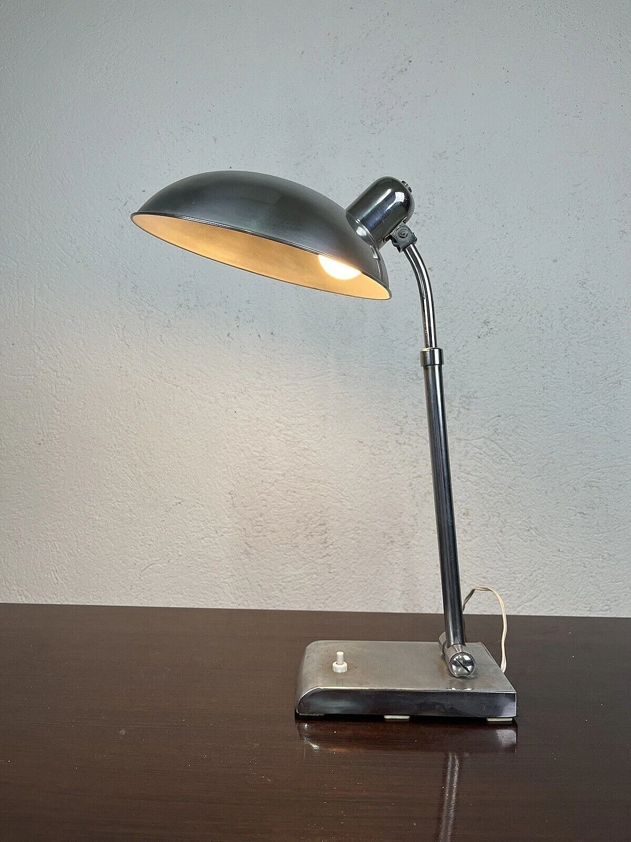 Chromed metal ministerial table lamp, 1960s 11