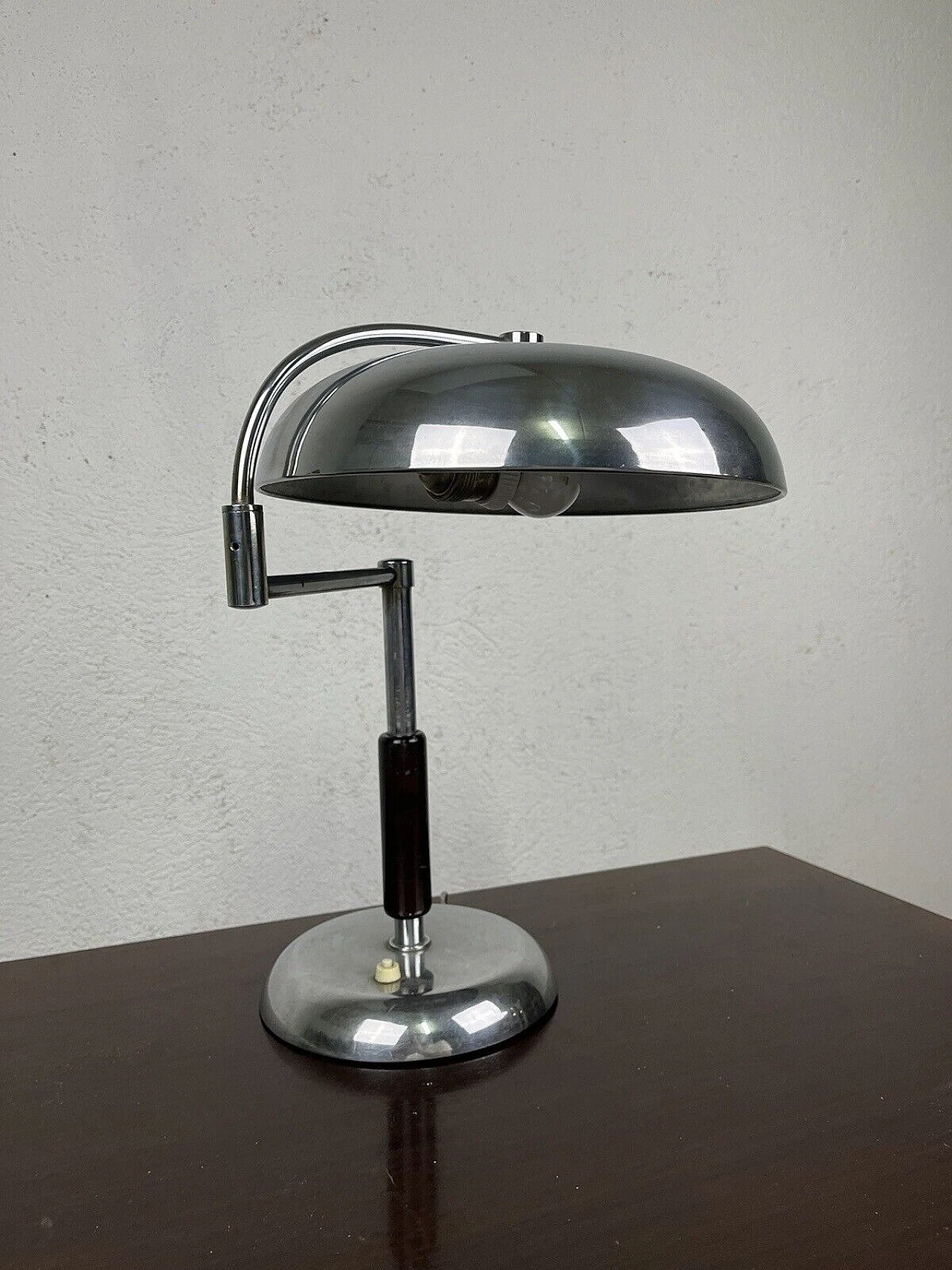 Metal and wood jointed ministerial table lamp, 1960s 8