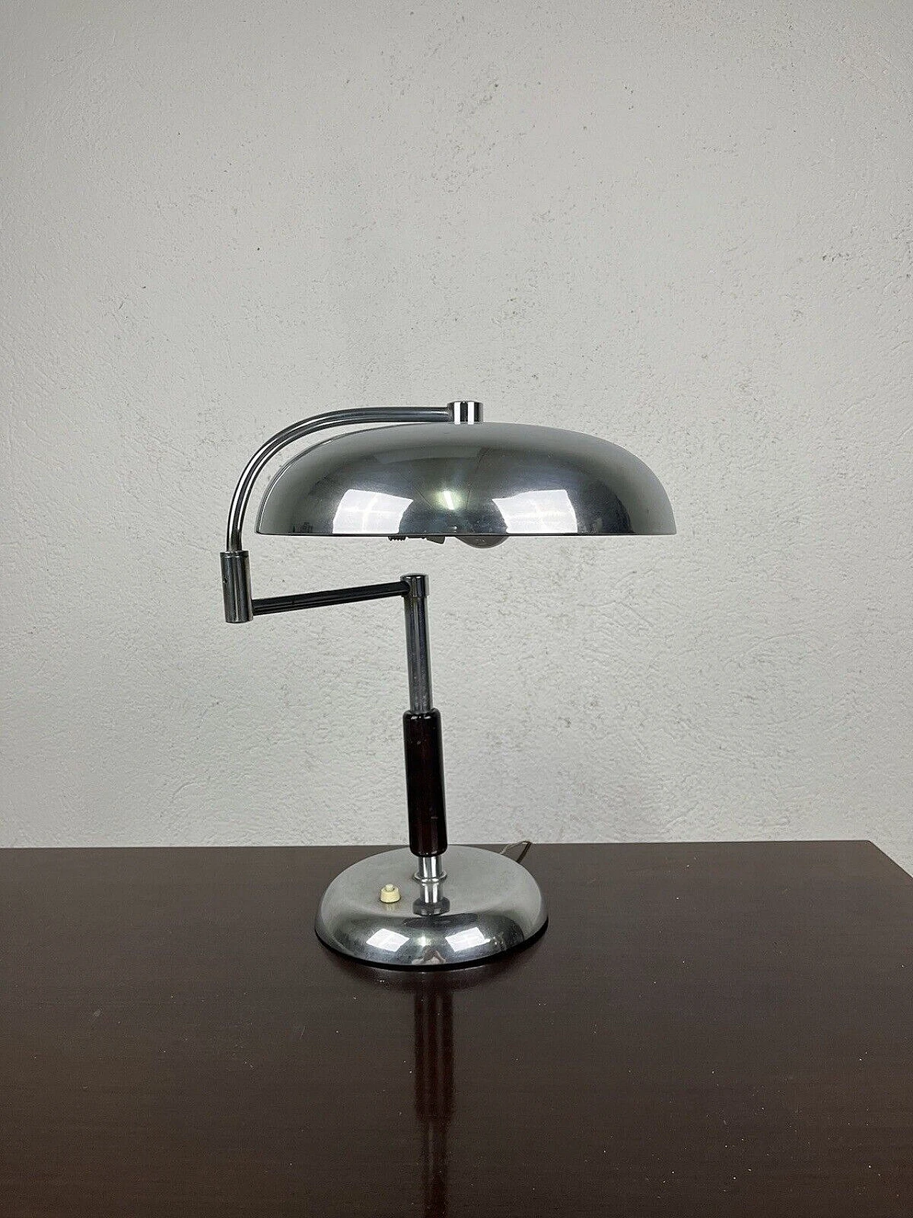 Metal and wood jointed ministerial table lamp, 1960s 9