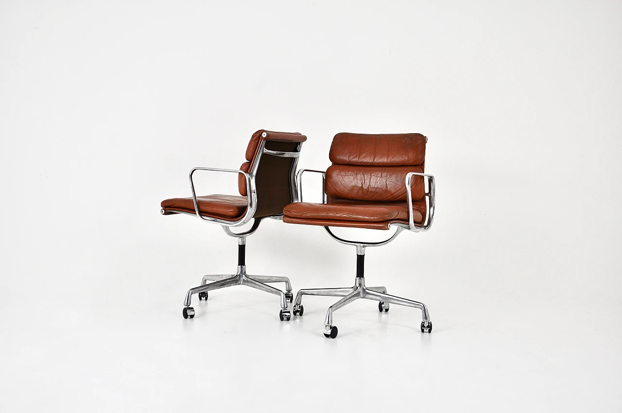 Coppia di sedie di Charles & Ray Eames per Herman Miller, anni '70 1