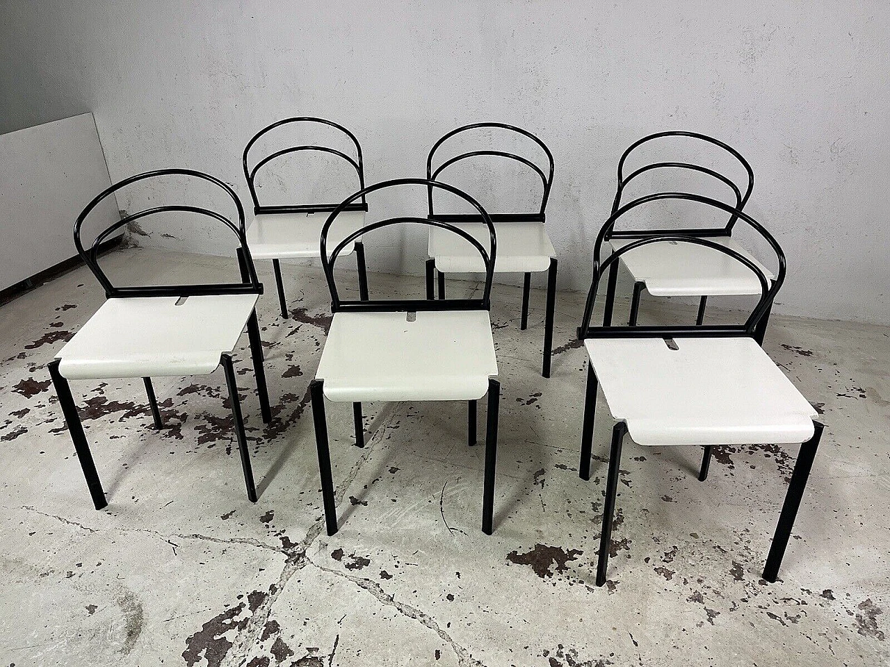 6 Chairs in black metal and white wood, 1980s 3