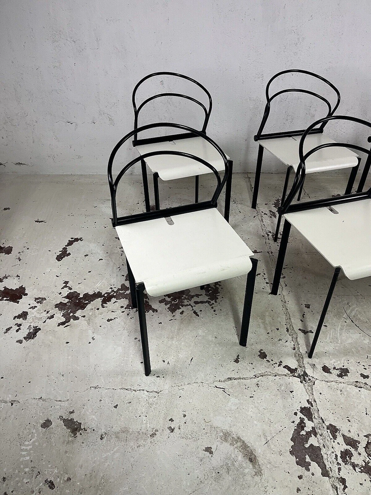 6 Chairs in black metal and white wood, 1980s 6