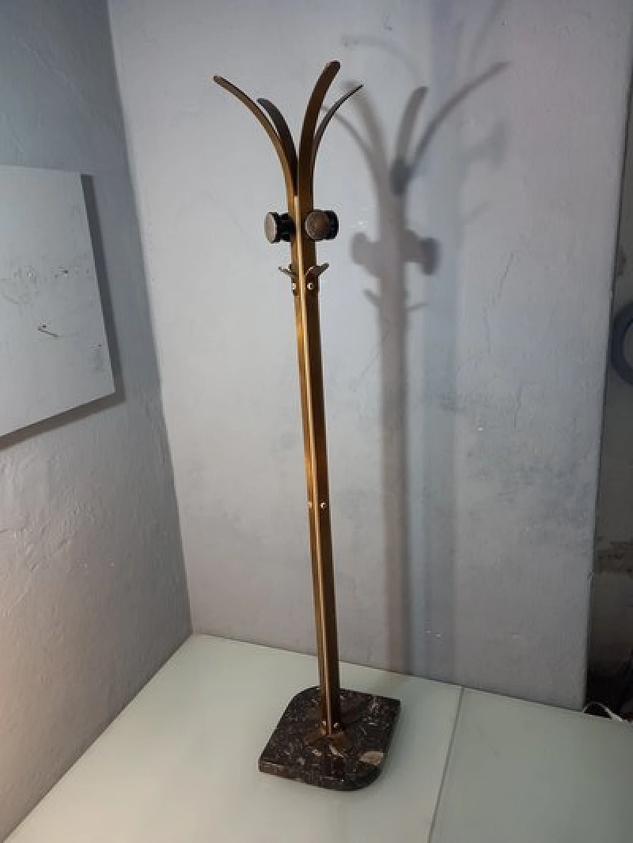 Clothes stand in brass & iron with black marble base, 1950s 1