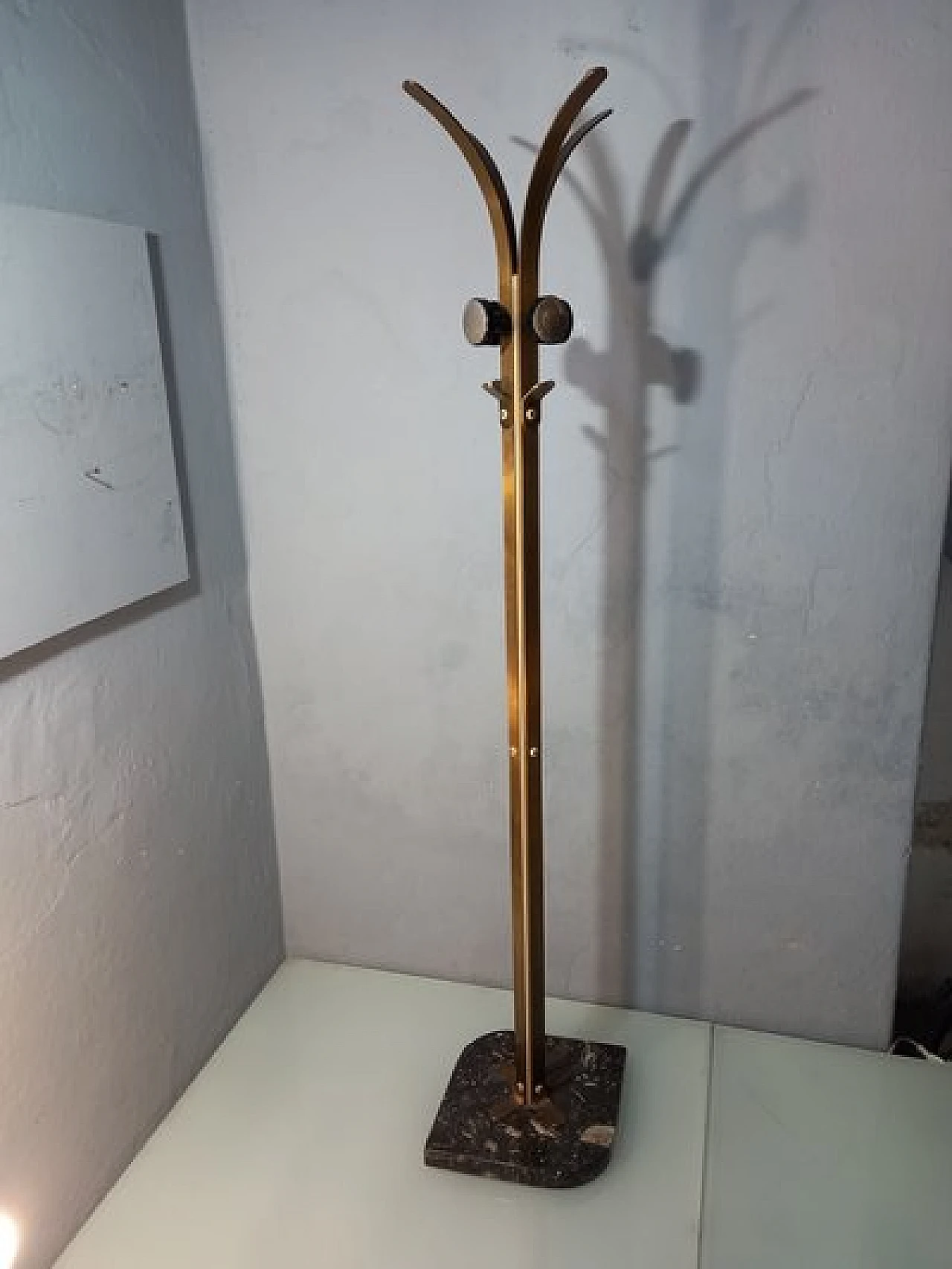 Clothes stand in brass & iron with black marble base, 1950s 4