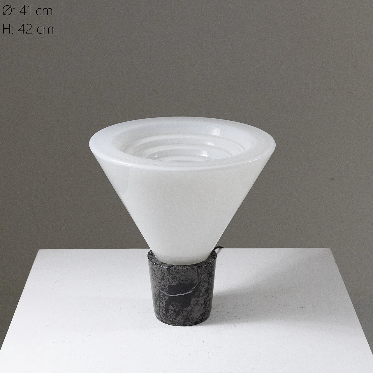 Gray marble and milky glass table lamp, 1970s 4