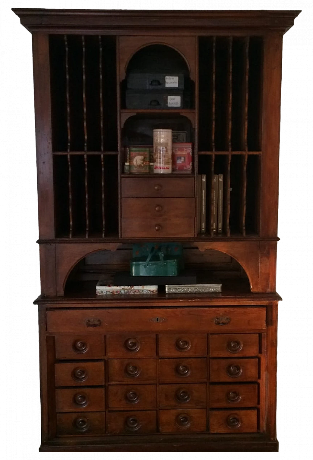 Larch bookcase from the Ditta Gianduja in Turin, early 20th century 4