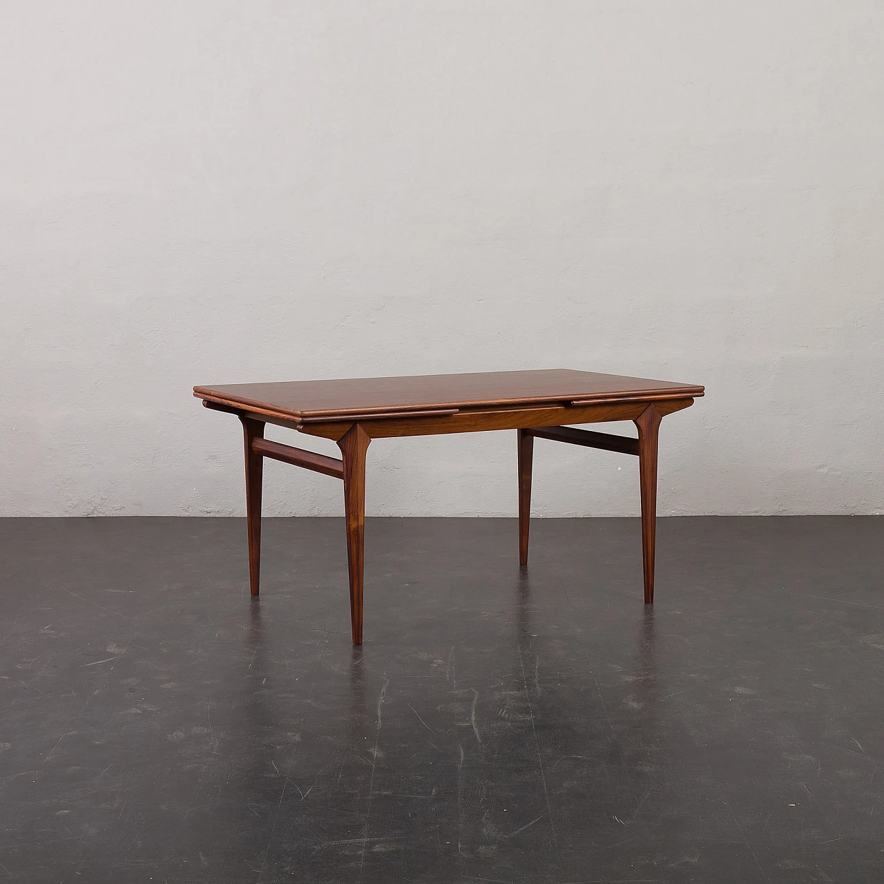 Extendable table 10 by Johannes Andersen for Hans Bech, 1960s 1