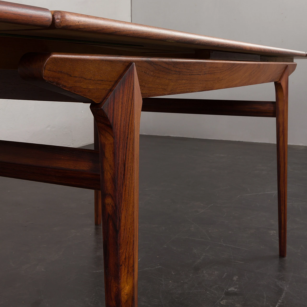 Extendable table 10 by Johannes Andersen for Hans Bech, 1960s 10