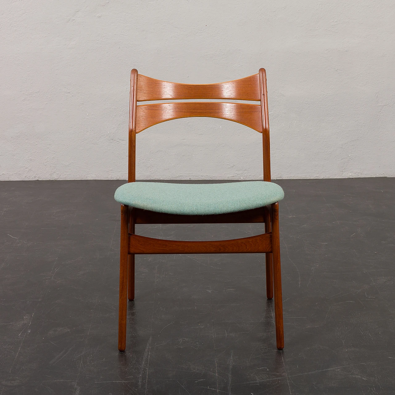 8 Chairs 310 by E. Buch for Christian Christensen Møbelfabrik, 1960s 12