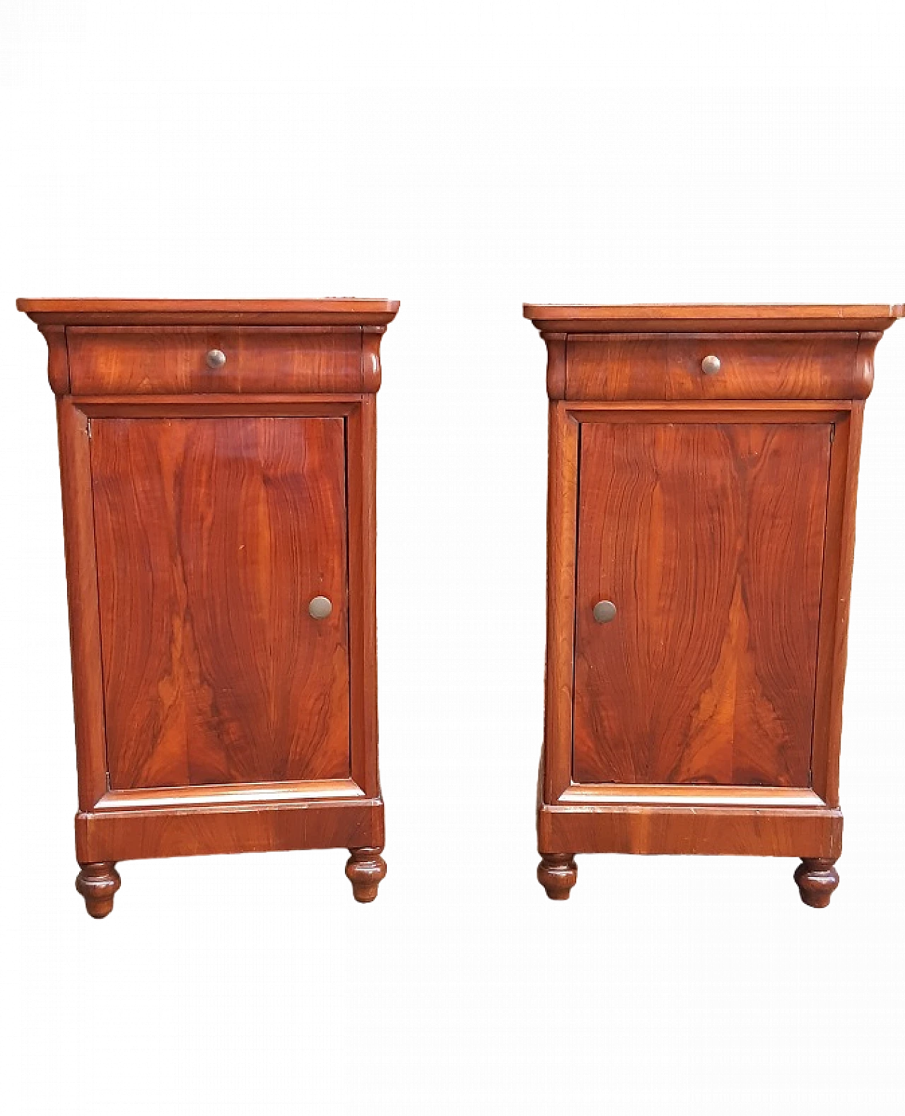 Pair of Louis Philippe Capuchin walnut bedside tables, 19th century 13