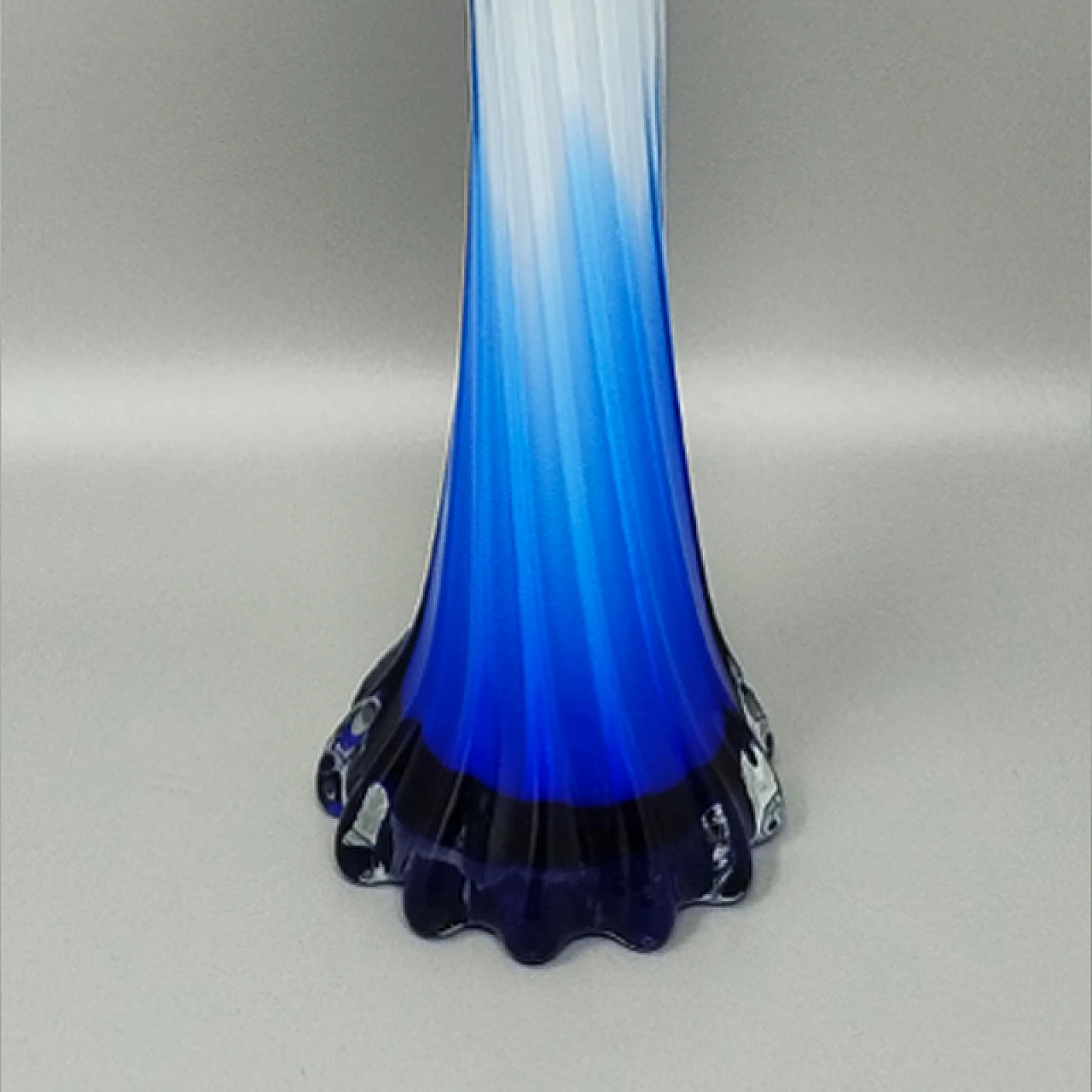 Jack in the Pulpit Calla Lily vase in Murano glass, 1960s 8