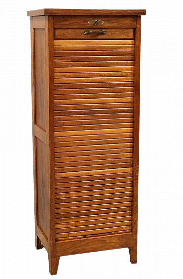Single shutter oak filing cabinet, early 20th century