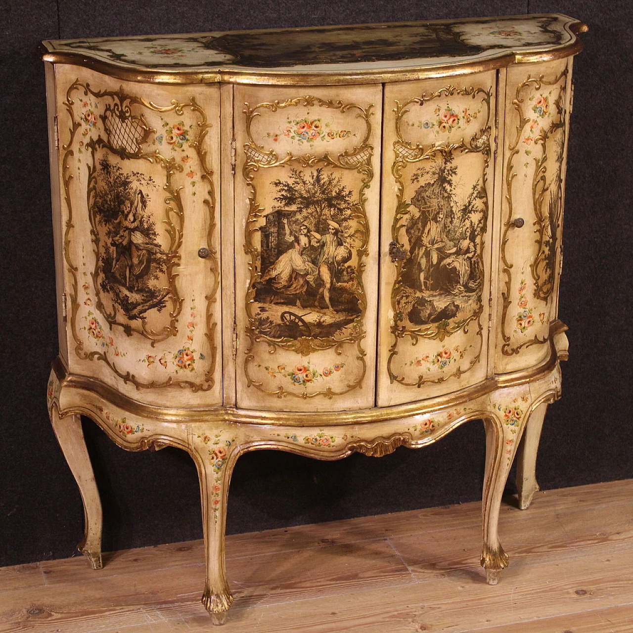 Venetian wooden sideboard in Rococo style, 1960s 1