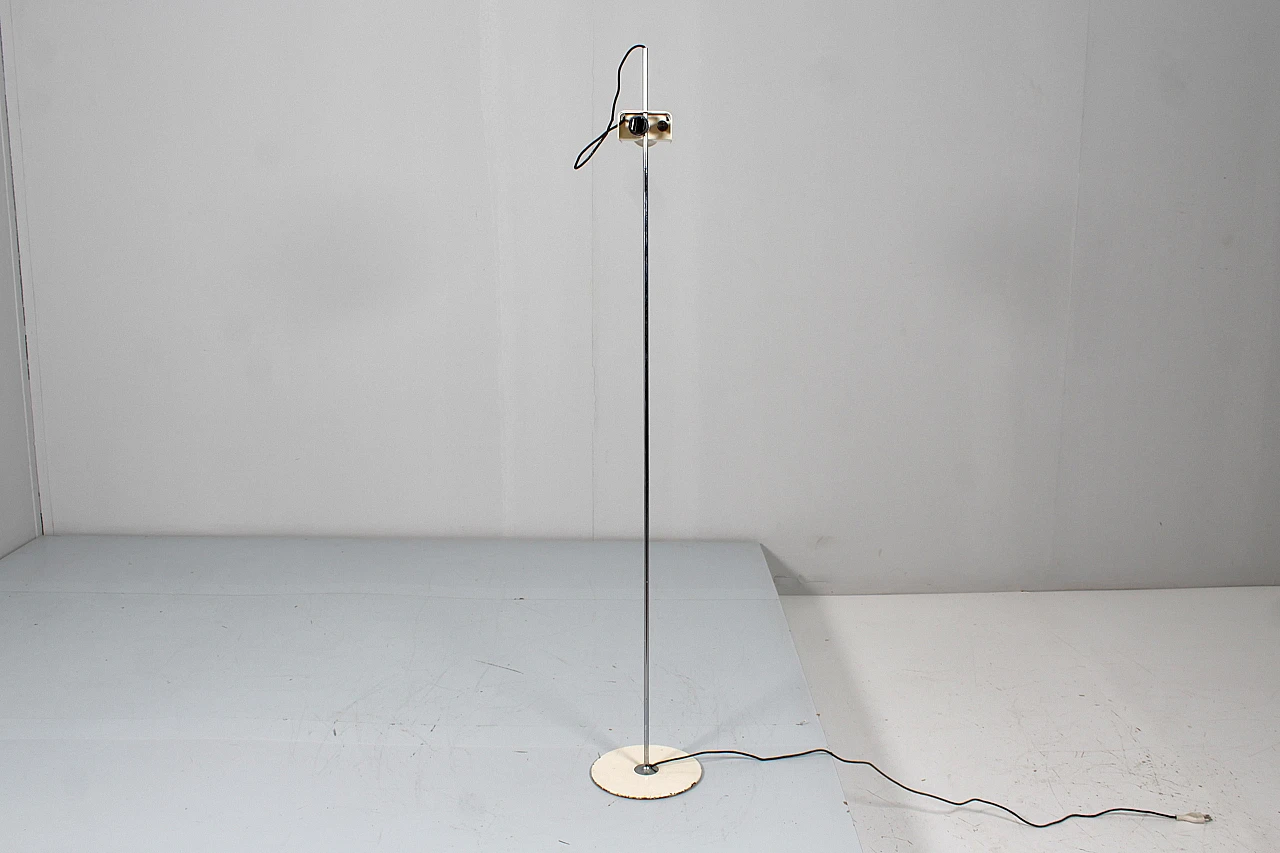 319 Spider white metal floor lamp by Joe Colombo for Oluce, 1965 5
