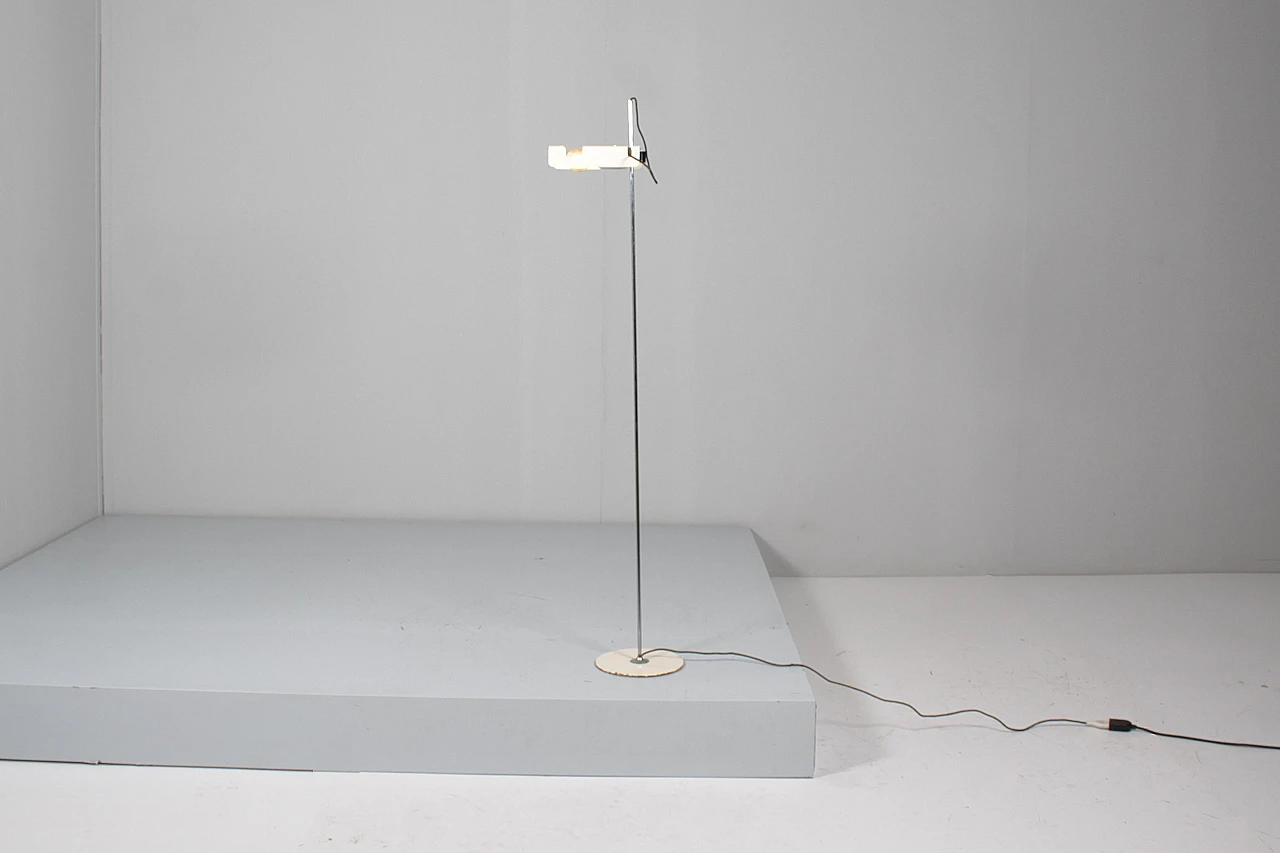 319 Spider white metal floor lamp by Joe Colombo for Oluce, 1965 6