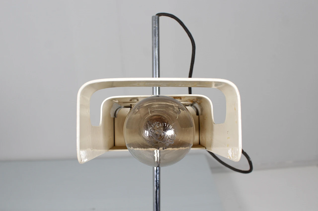 319 Spider white metal floor lamp by Joe Colombo for Oluce, 1965 10