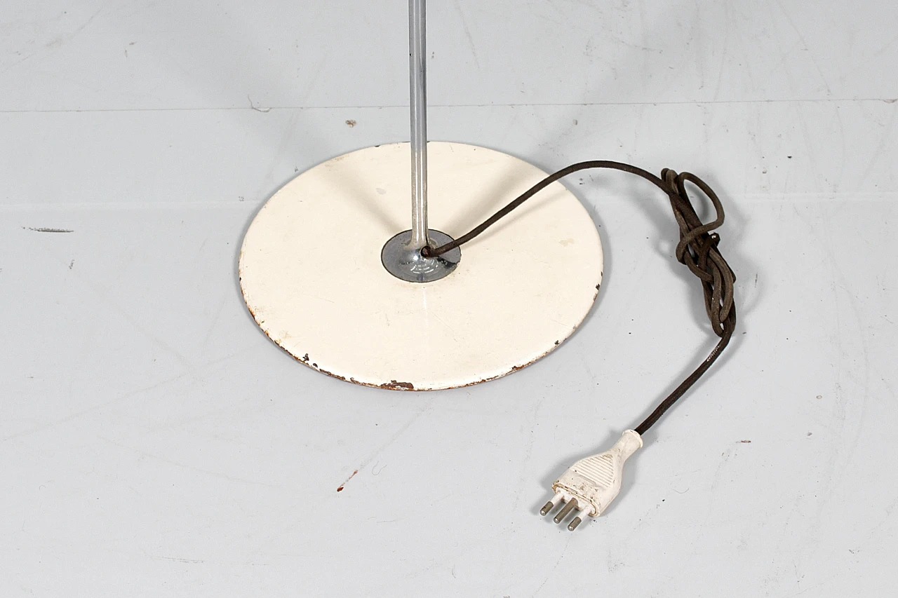 319 Spider white metal floor lamp by Joe Colombo for Oluce, 1965 11