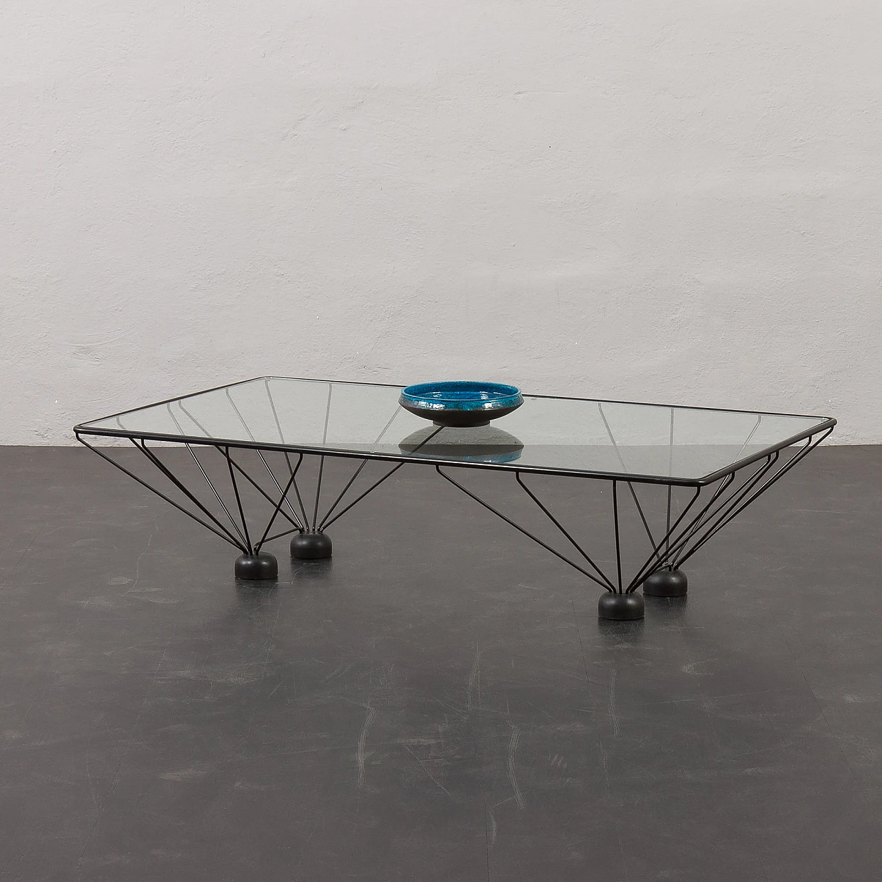 Black steel and glass coffee table in the style of Paolo Piva, 1970s 3