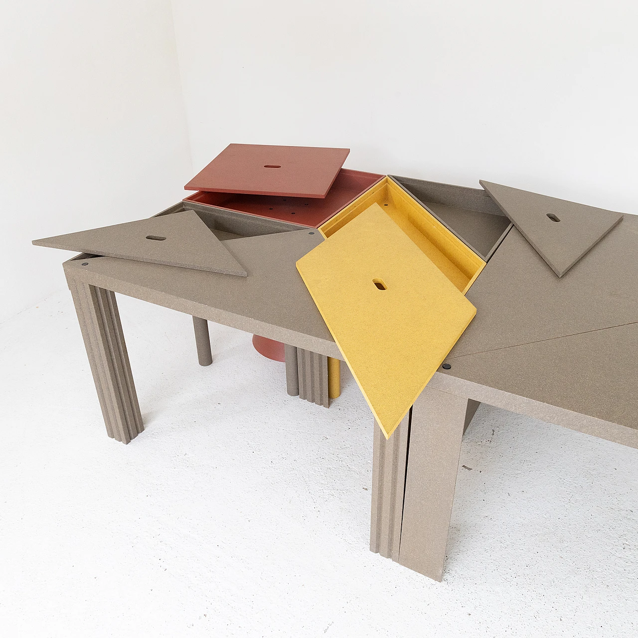 Tangram modular table by Massimo Morozzi for Cassina, 1980s 7