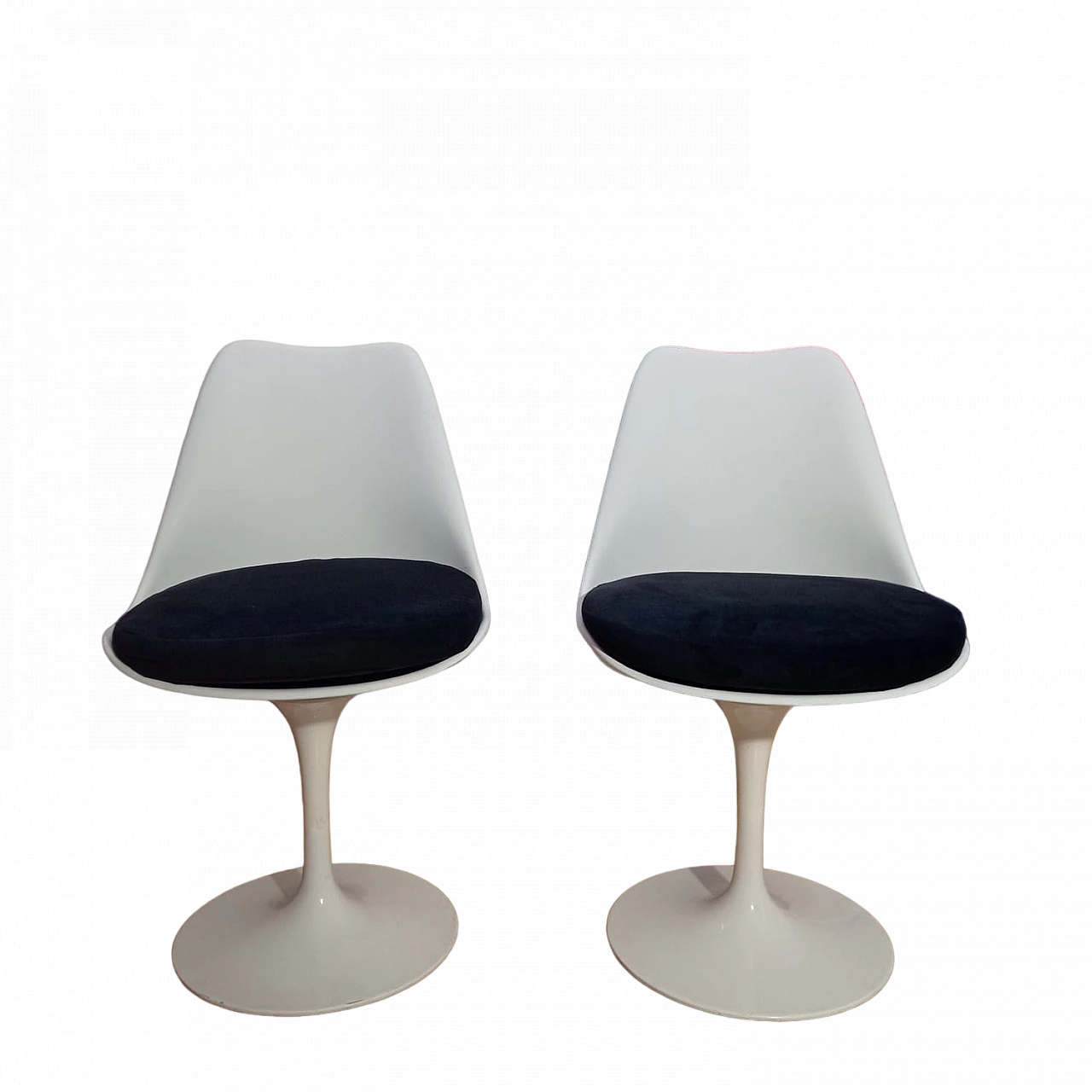 Pair of Tulip 769-S chairs by Eero Saarinen for Alivar, 1980s 25