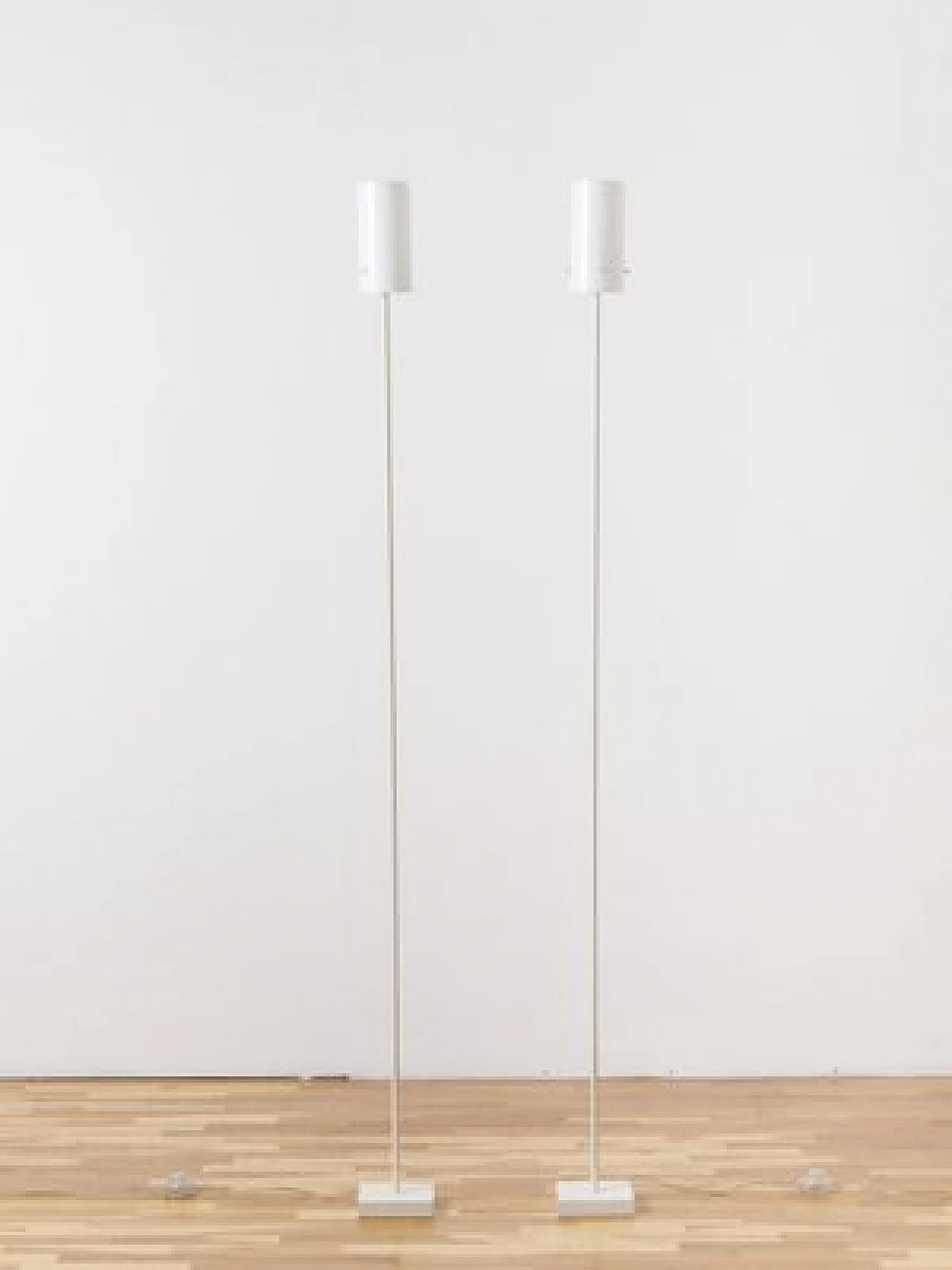 Pair of lacquered metal and glass lamps by Viabizuno, 2000s 2