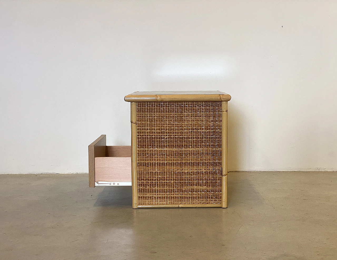 Pair of bedside tables in wicker and bamboo, 1980s 2