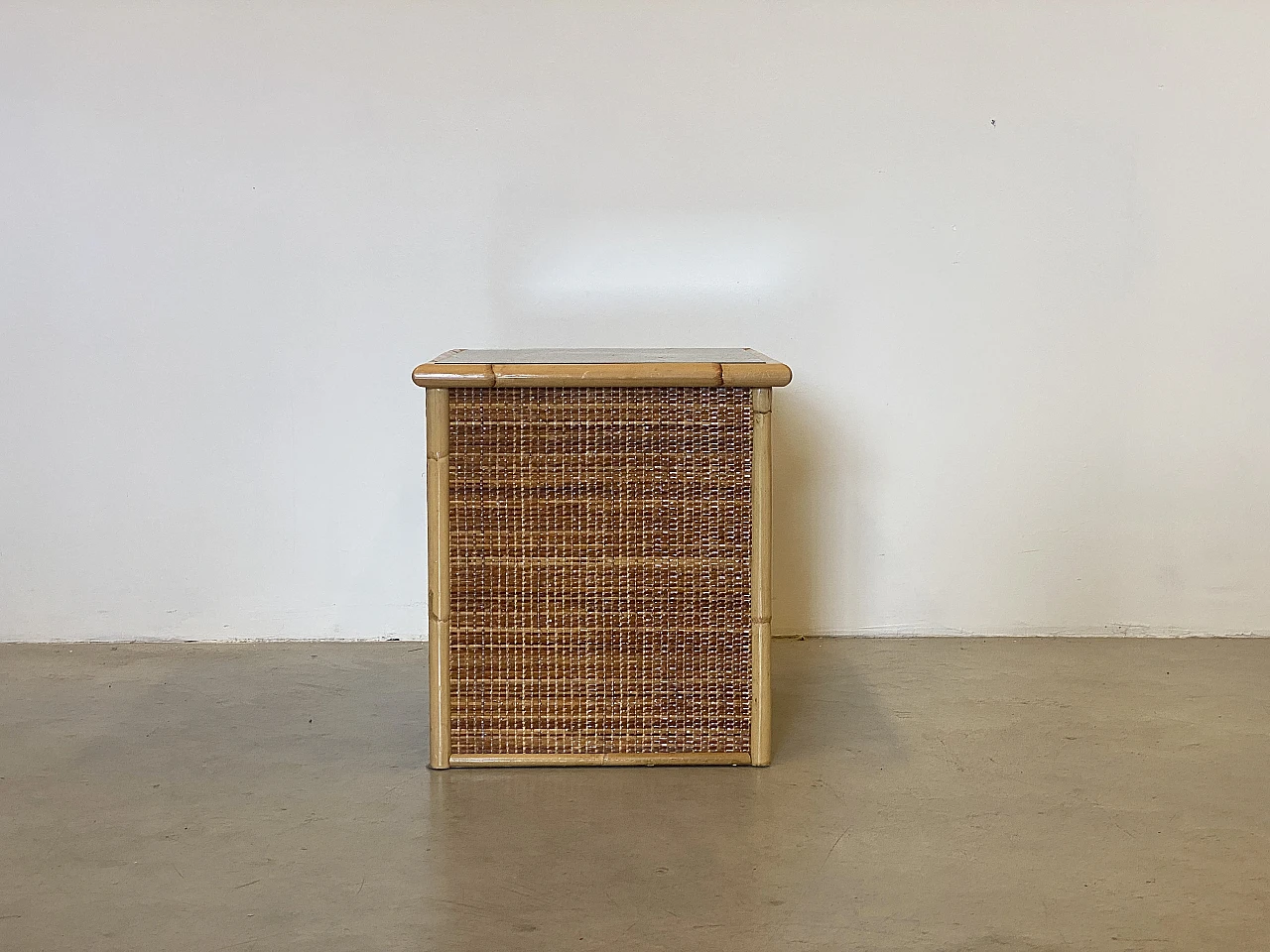 Pair of bedside tables in wicker and bamboo, 1980s 7