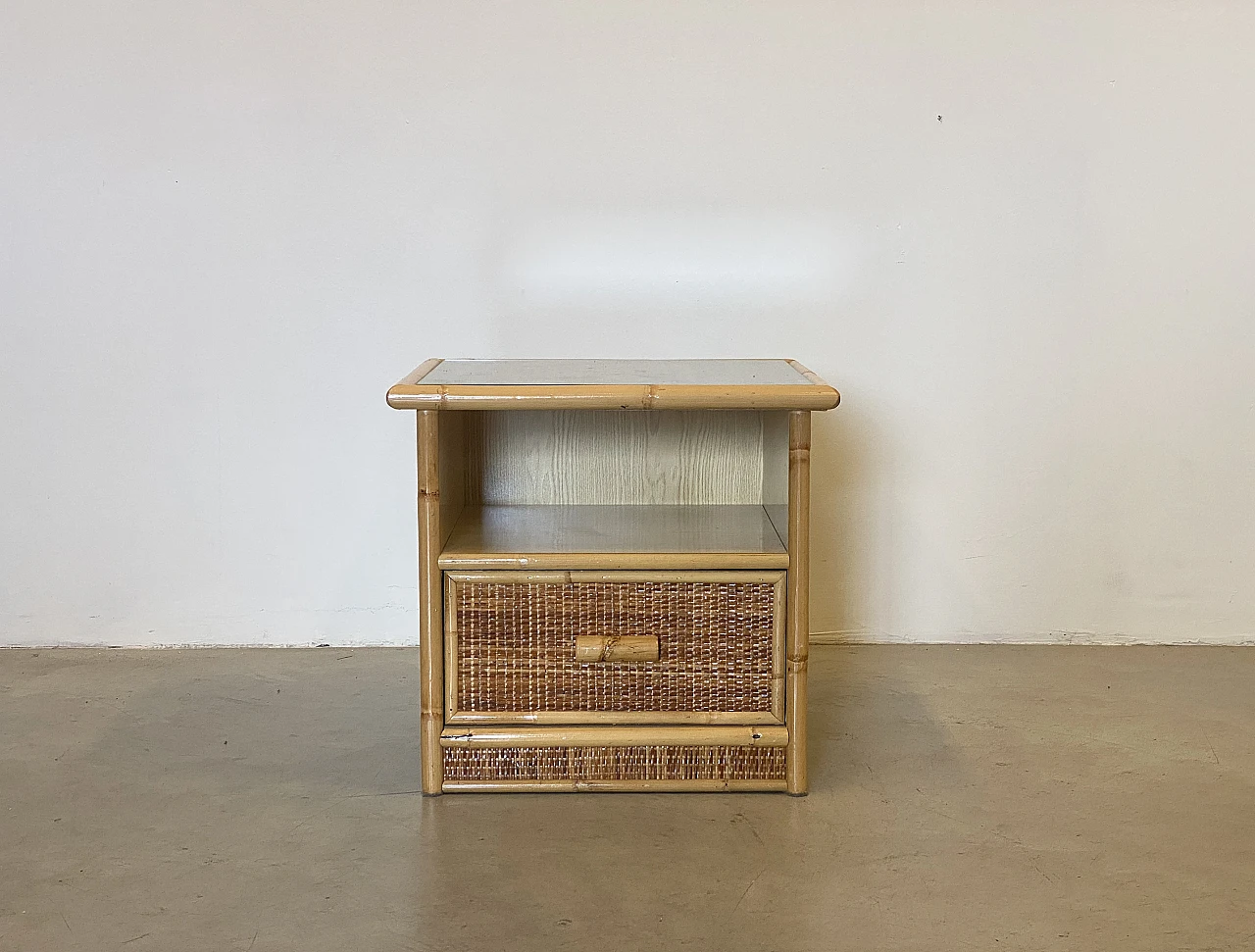 Pair of bedside tables in wicker and bamboo, 1980s 10