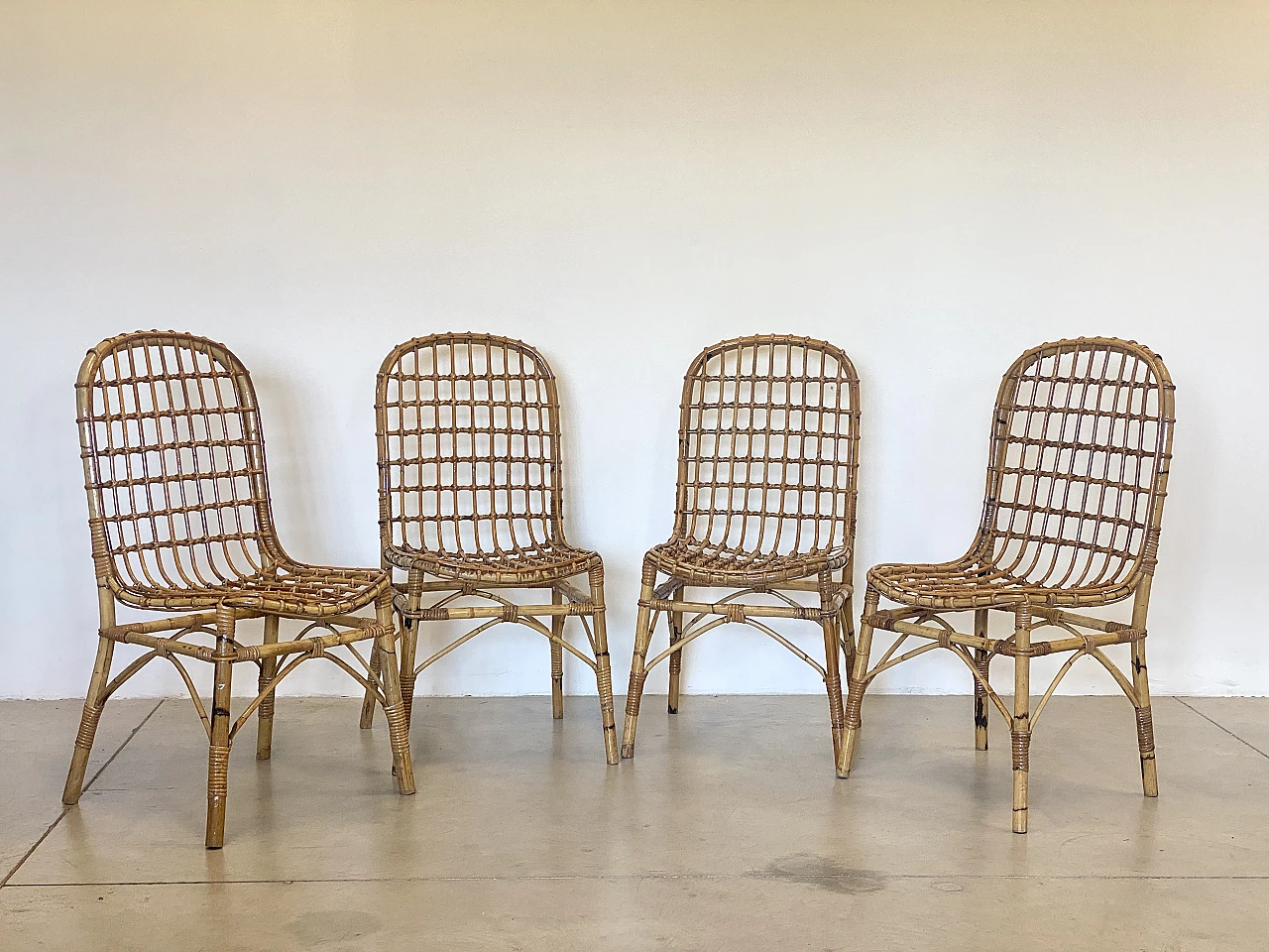 4 Rush and bamboo chairs in the style of Tito Agnoli, 1970s 1