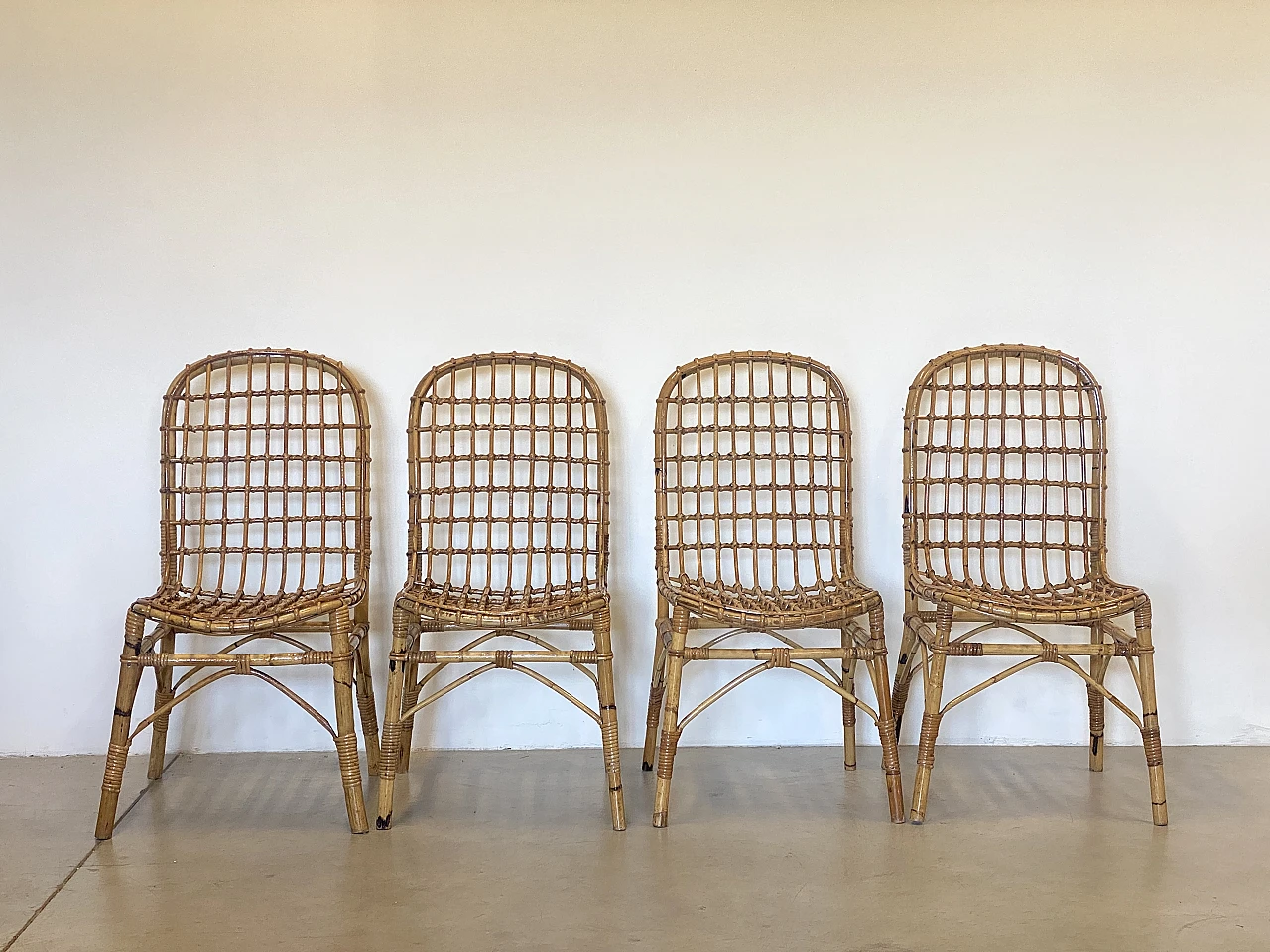 4 Rush and bamboo chairs in the style of Tito Agnoli, 1970s 2