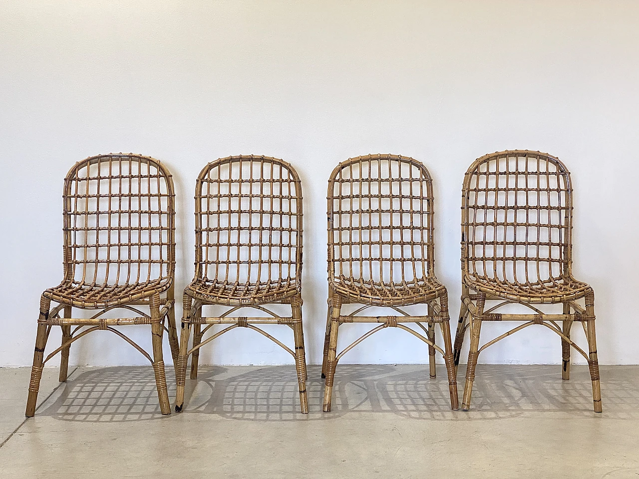 4 Rush and bamboo chairs in the style of Tito Agnoli, 1970s 3