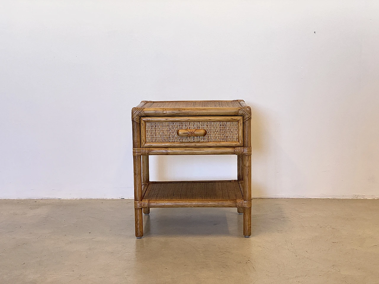 Pair of bedside tables in wicker and bamboo, 1970s 4